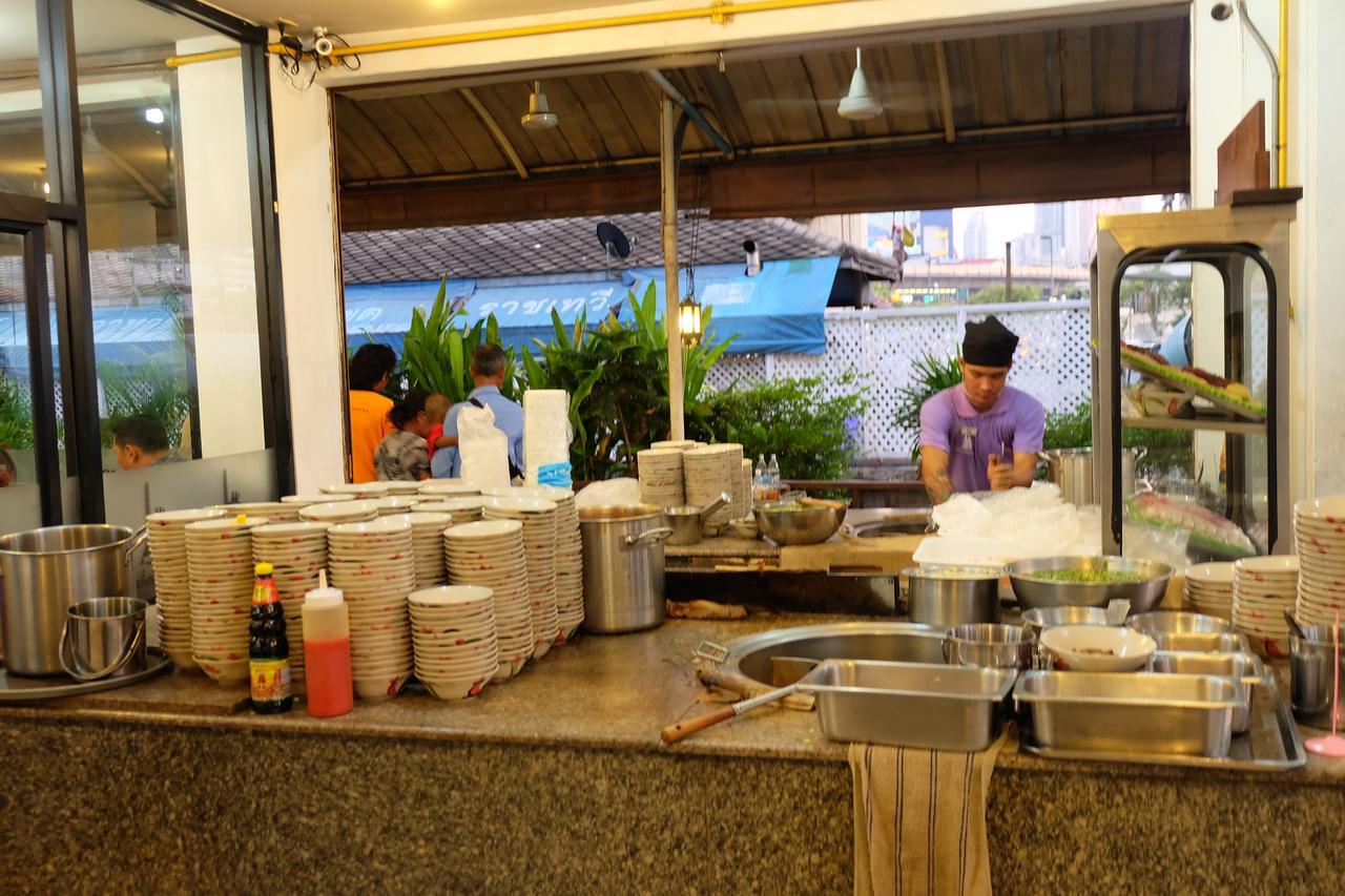 Hostel Baan Paan Sook Unitato Bangkok Exteriér fotografie